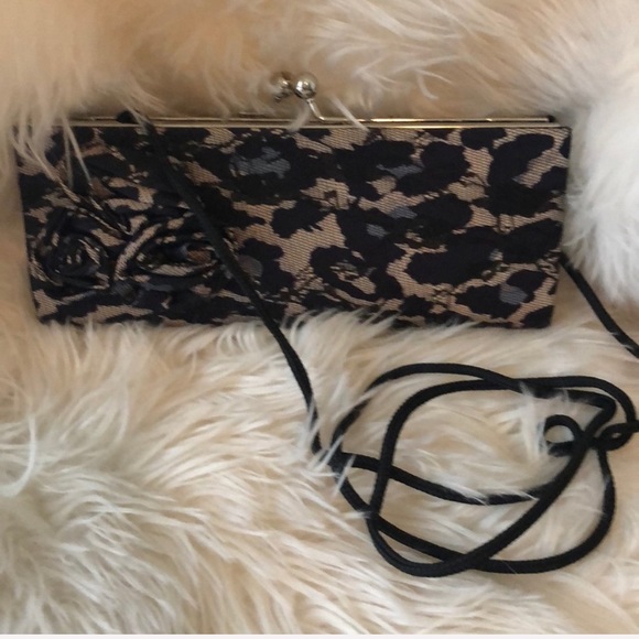 Nude, black, blue lace clutch ๐ - Picture 5 of 5